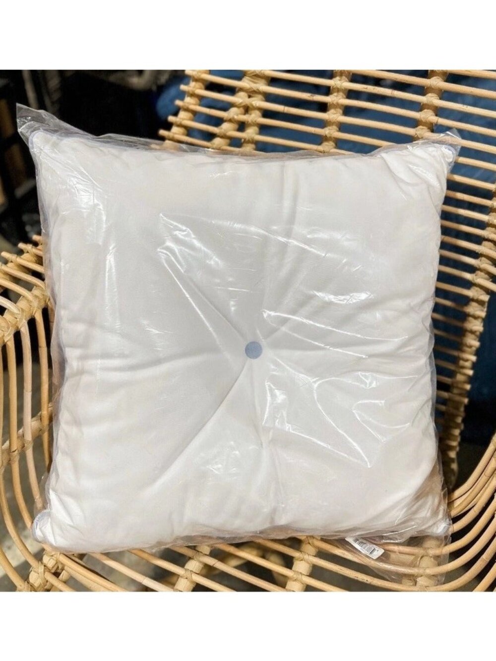 NEW Sunbrella Lido Outdoor Pillow (24” SQ)-White/Coastal Blue